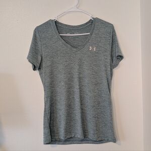 NWOT Under Armour Heat Gear Tee